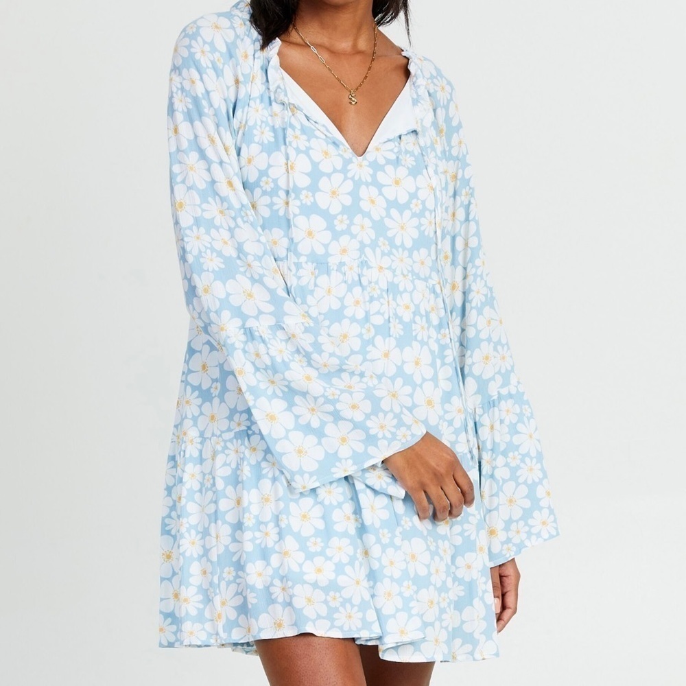 Altar'd State Tiered Floral Bell Sleeve Mini Dress Blue/White SZ Med Summer EUC
